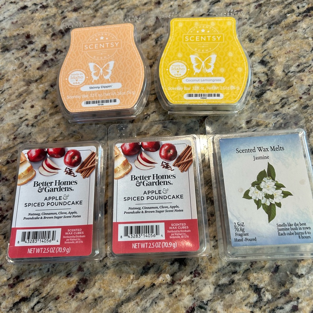 Scentsy and other brands group of wax melts. Brand new.